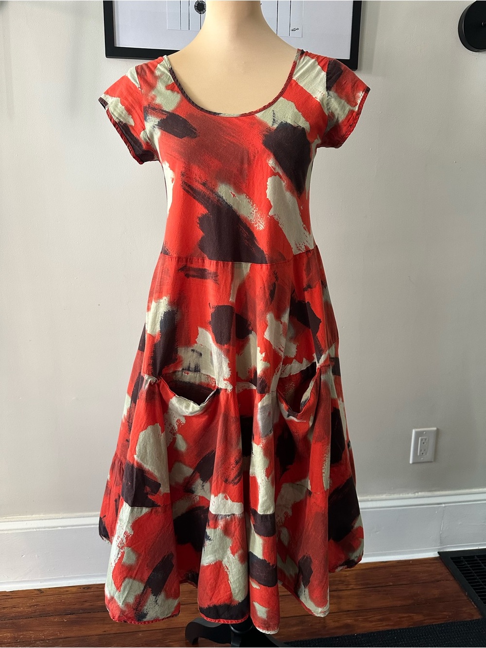 Dress Addict red Beige Black Abstract A-Line Scoop Neck Pockets Knee S